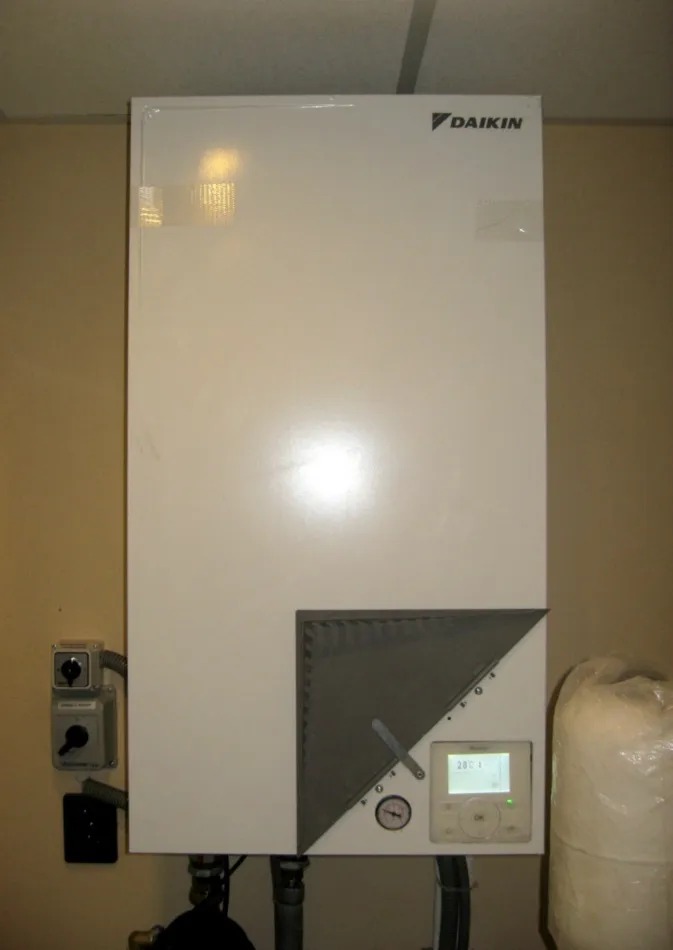 Tepelné čerpadlo vzduch voda Daikin Altherma LT 8kW rodinný dom Podhájska