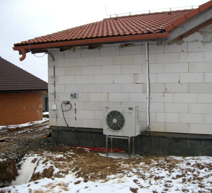 Tepelné čerpadlo vzduch voda Daikin Altherma LT 8kW rodinný dom Podhorany