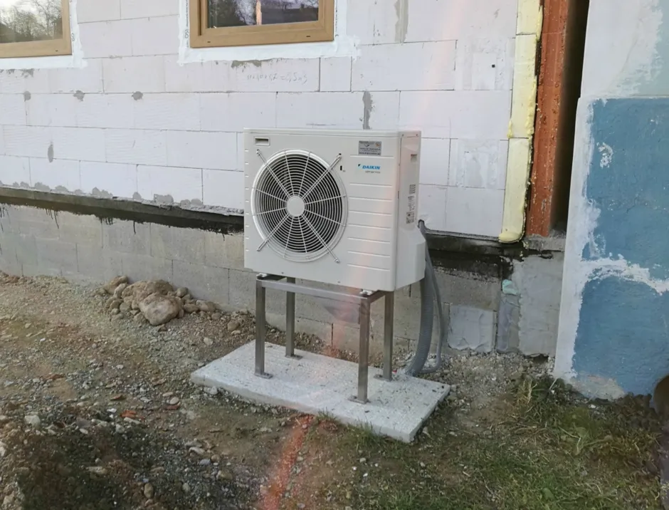 Tepelné čerpadlo vzduch voda Daikin Altherma LT 8kW rodinný dom Poniky