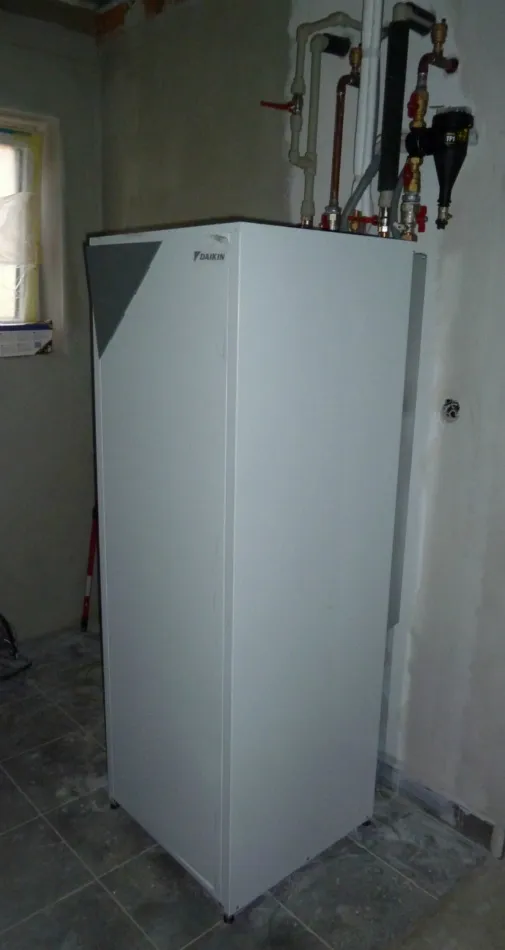 Tepelné čerpadlo vzduch voda Daikin Altherma LT 8kW rodinný dom Považská Bystrica