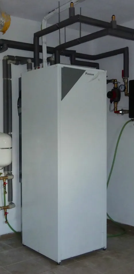 Tepelné čerpadlo vzduch voda Daikin Altherma LT 8kW rodinný dom Rabča