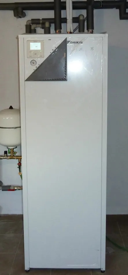Tepelné čerpadlo vzduch voda Daikin Altherma LT 8kW rodinný dom Rabča