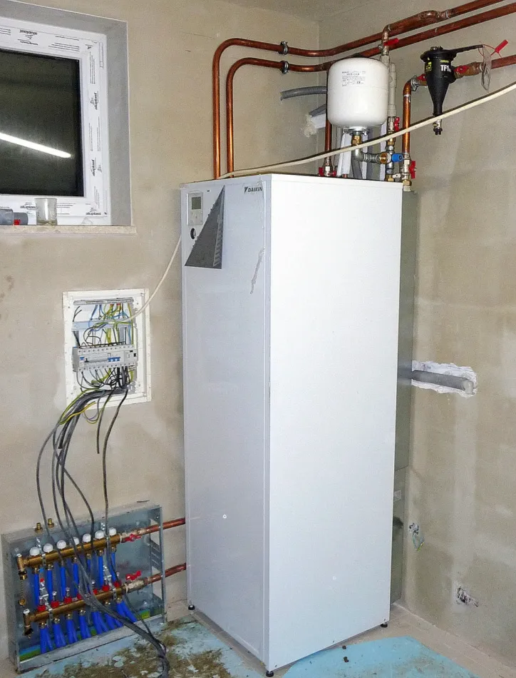 Tepelné čerpadlo vzduch voda Daikin Altherma LT 8kW rodinný dom Rabča