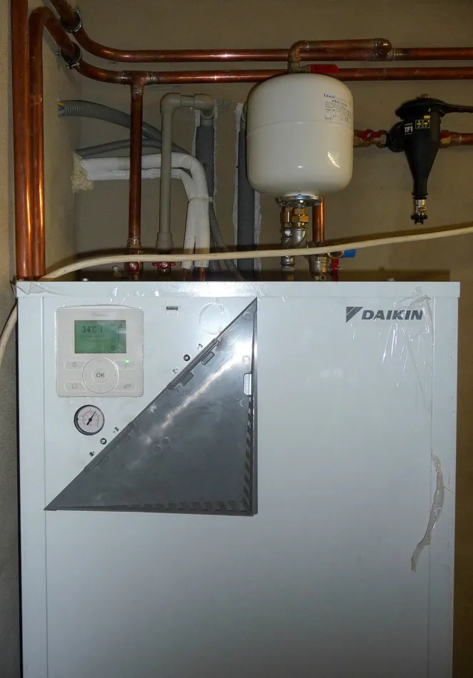 Tepelné čerpadlo vzduch voda Daikin Altherma LT 8kW rodinný dom Rabča