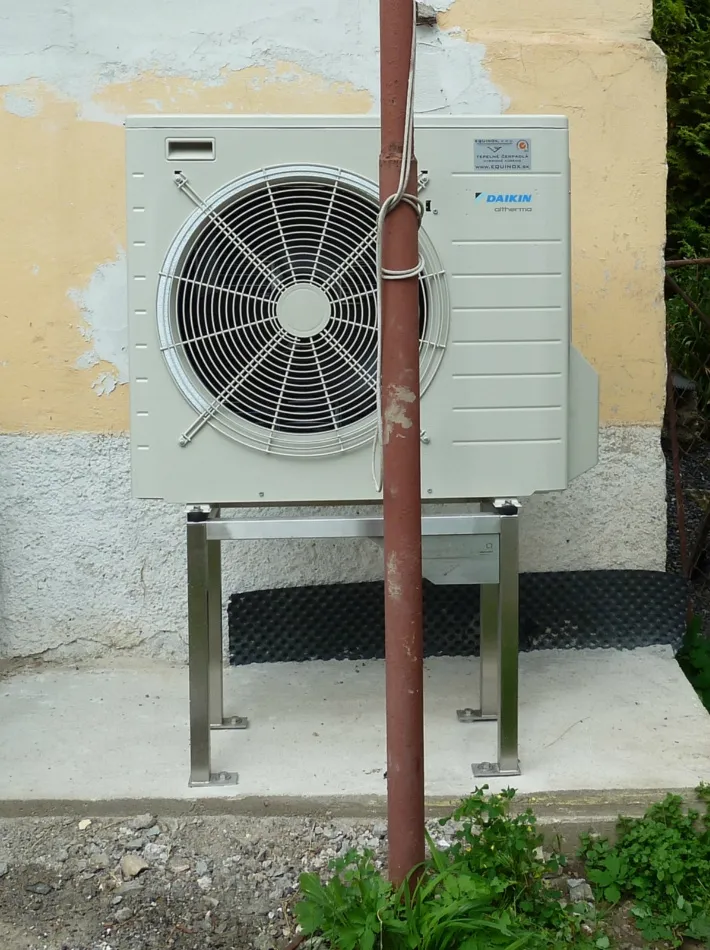 Tepelné čerpadlo vzduch voda Daikin Altherma LT 8kW rodinný dom Riečka