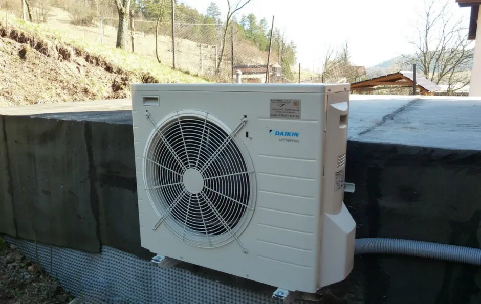 Tepelné čerpadlo vzduch voda Daikin Altherma LT 8kW rodinný dom Riečka