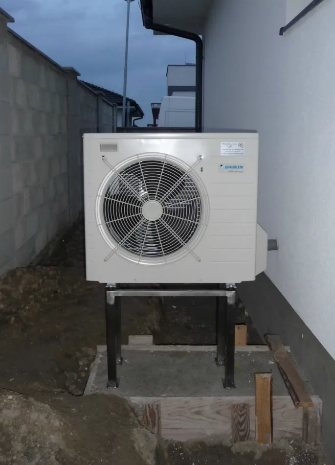 Tepelné čerpadlo vzduch voda Daikin Altherma LT 8kW rodinný dom Rovinka