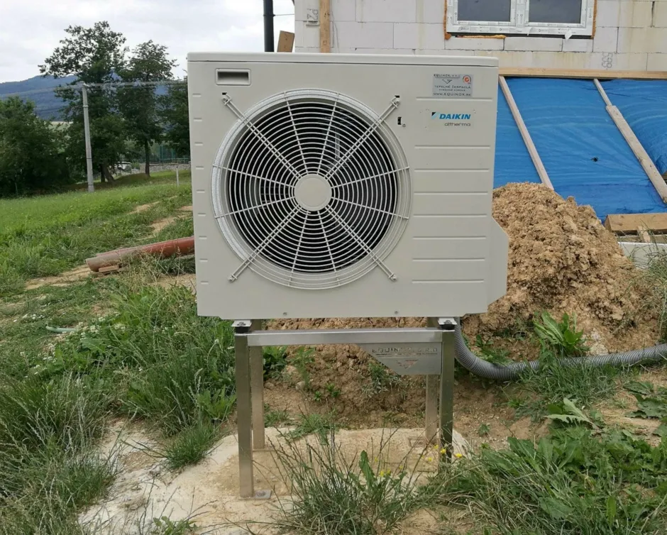 Tepelné čerpadlo vzduch voda Daikin Altherma LT 8kW rodinný dom Selce