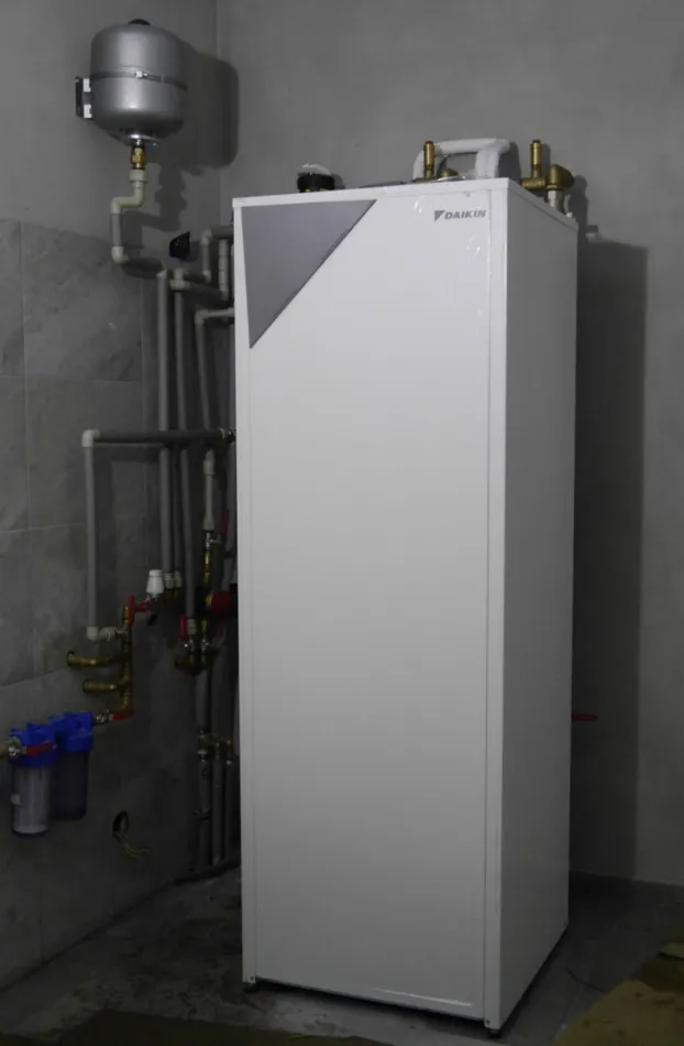 Tepelné čerpadlo vzduch voda Daikin Altherma LT 8kW rodinný dom Seniakovce