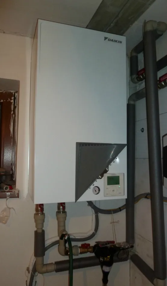 Tepelné čerpadlo vzduch voda Daikin Altherma LT 8kW rodinný dom Sielnica
