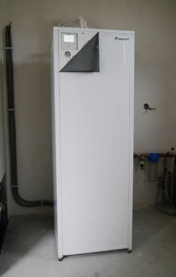 Tepelné čerpadlo vzduch voda Daikin Altherma LT 8kW rodinný dom Štiavnička
