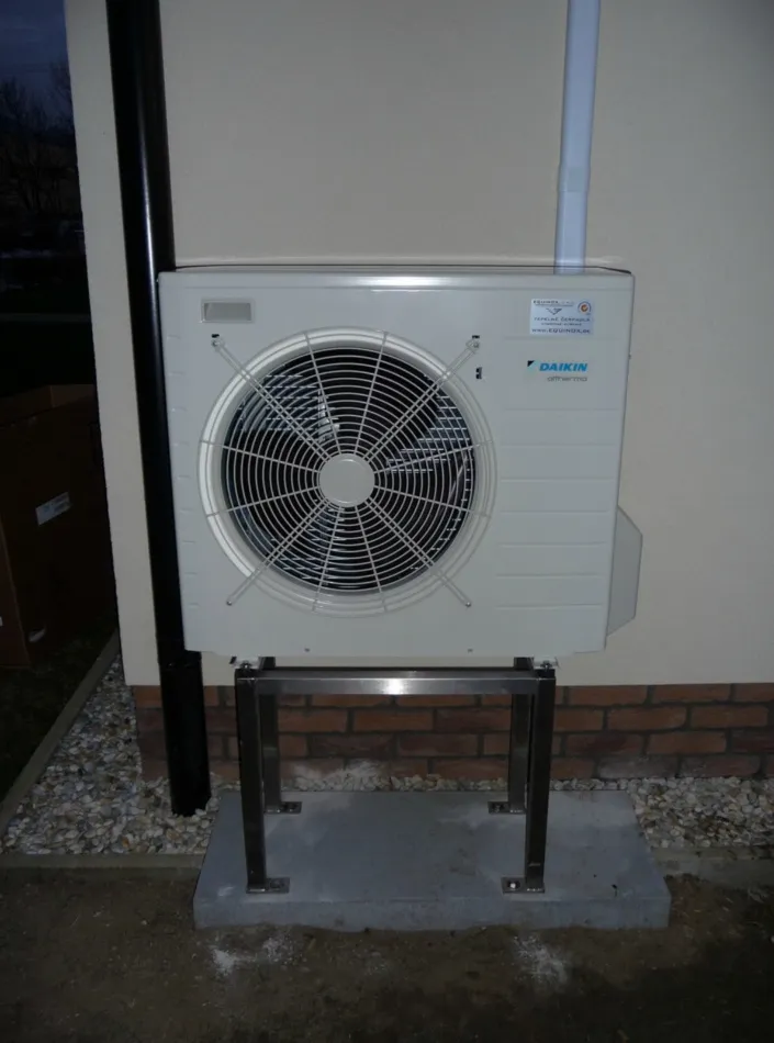 Tepelné čerpadlo vzduch voda Daikin Altherma LT 8kW rodinný dom Sučany