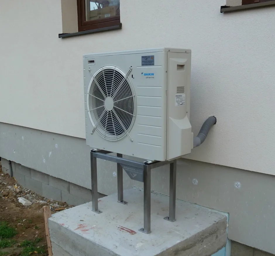 Tepelné čerpadlo vzduch voda Daikin Altherma LT 8kW rodinný dom Trenčín-Biskupice