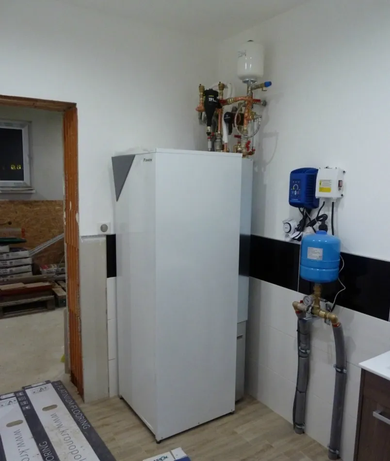 Tepelné čerpadlo vzduch voda Daikin Altherma LT 8kW rodinný dom Trenčín-Biskupice