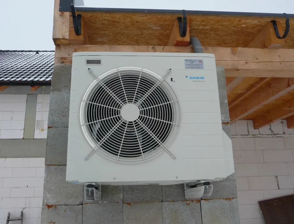 Tepelné čerpadlo vzduch voda Daikin Altherma LT 8kW rodinný dom Turčiansky Peter