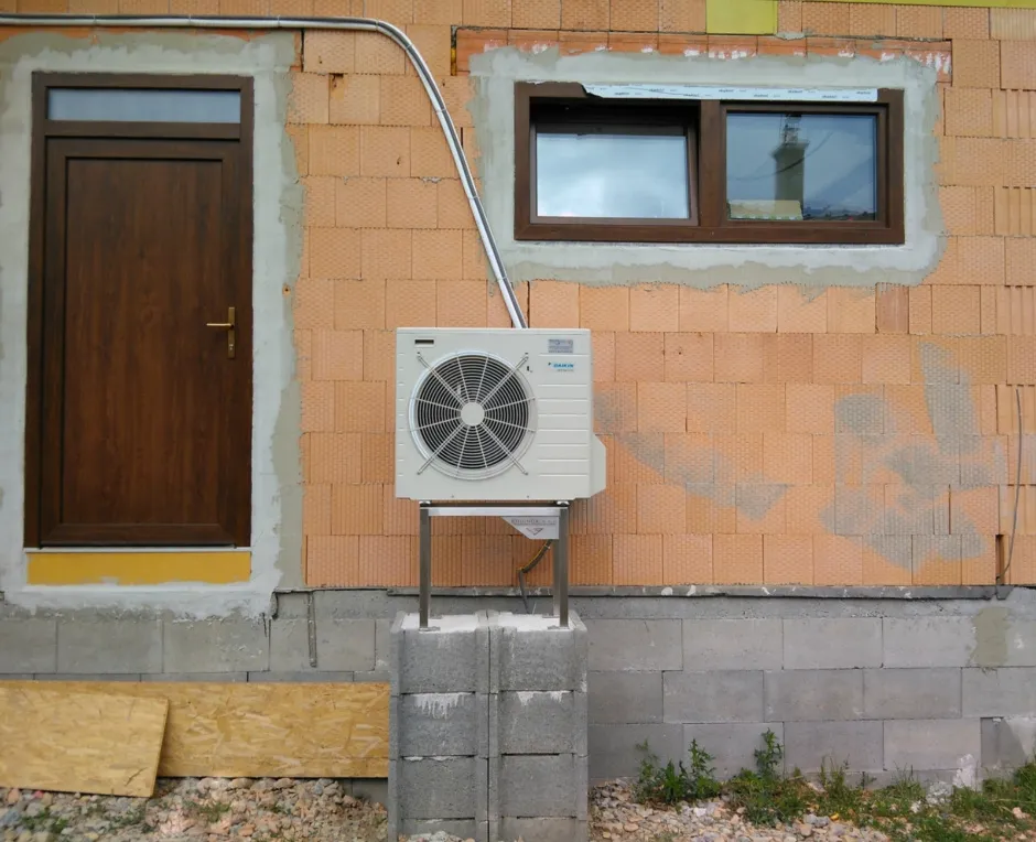 Tepelné čerpadlo vzduch voda Daikin Altherma LT 8kW rodinný dom Veľká Lúka