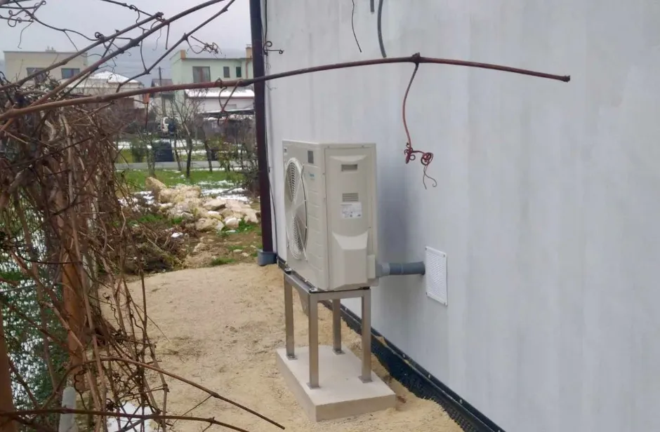 Tepelné čerpadlo vzduch voda Daikin Altherma LT 8kW rodinný dom Veľké Bielice