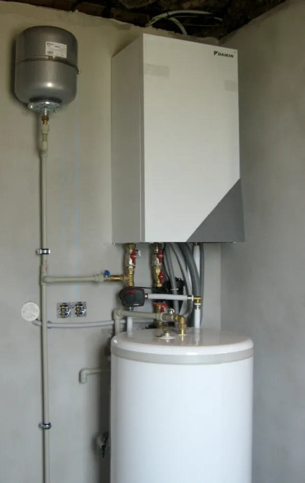 Tepelné čerpadlo vzduch voda Daikin Altherma LT 8kW rodinný dom Veľký Lapáš