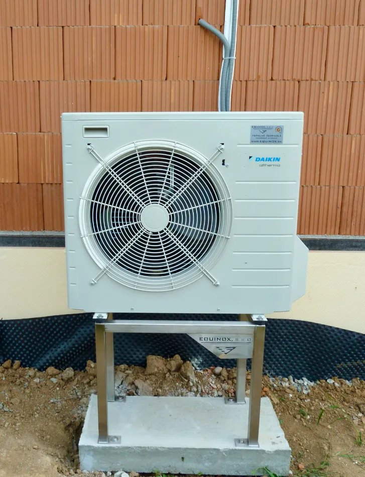 Tepelné čerpadlo vzduch voda Daikin Altherma LT 8kW rodinný dom Vidiná