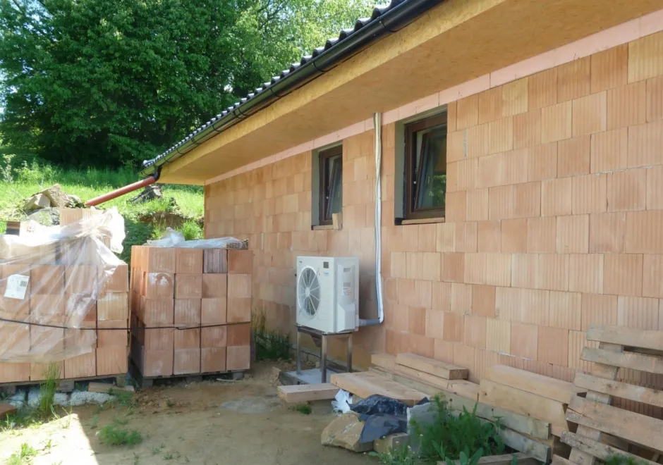 Tepelné čerpadlo vzduch voda Daikin Altherma LT 8kW rodinný dom Vranov nad Topľou
