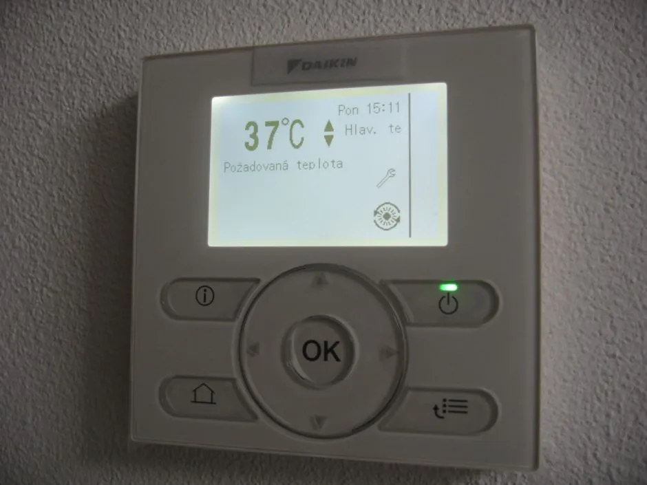 Tepelné čerpadlo vzduch voda Daikin Altherma LT 8kW rodinný dom Žitná Radiša