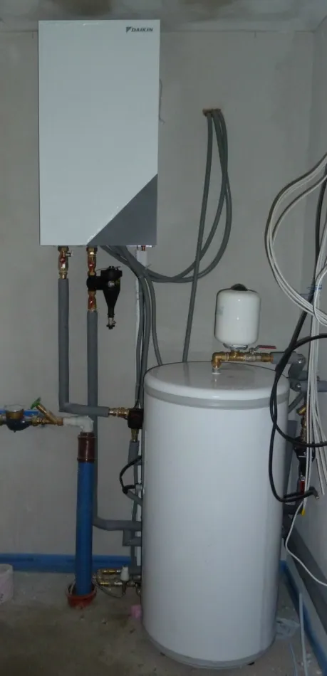 Tepelné čerpadlo vzduch voda Daikin Altherma LT 8kW rodinný dom Zurndorf