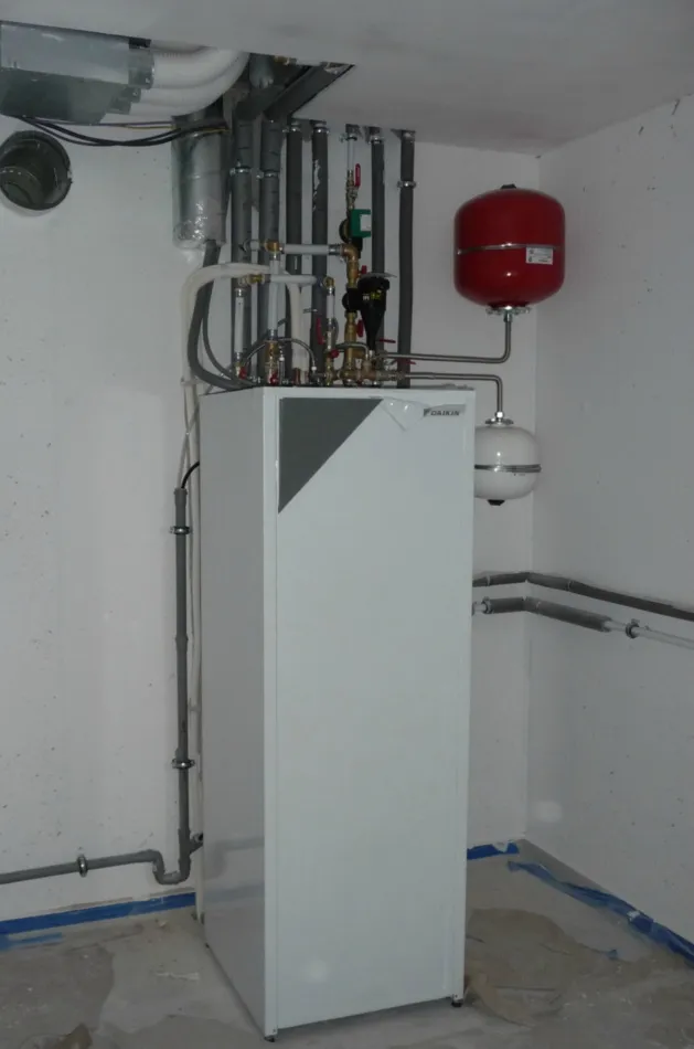Tepelné čerpadlo vzduch voda Daikin Altherma LT 8kW s chladením RD Hainburg an der Donau