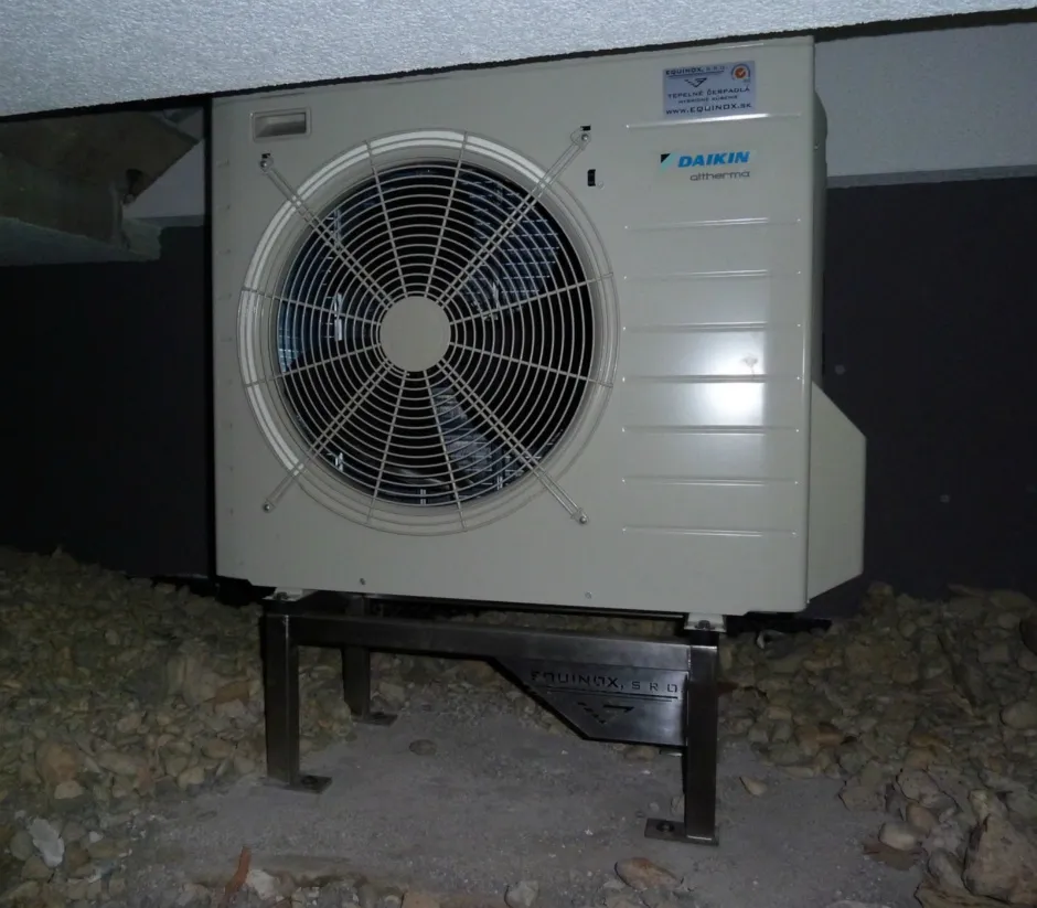Tepelné čerpadlo vzduch voda Daikin Altherma LT 8kW s chladením RD Hainburg an der Donau