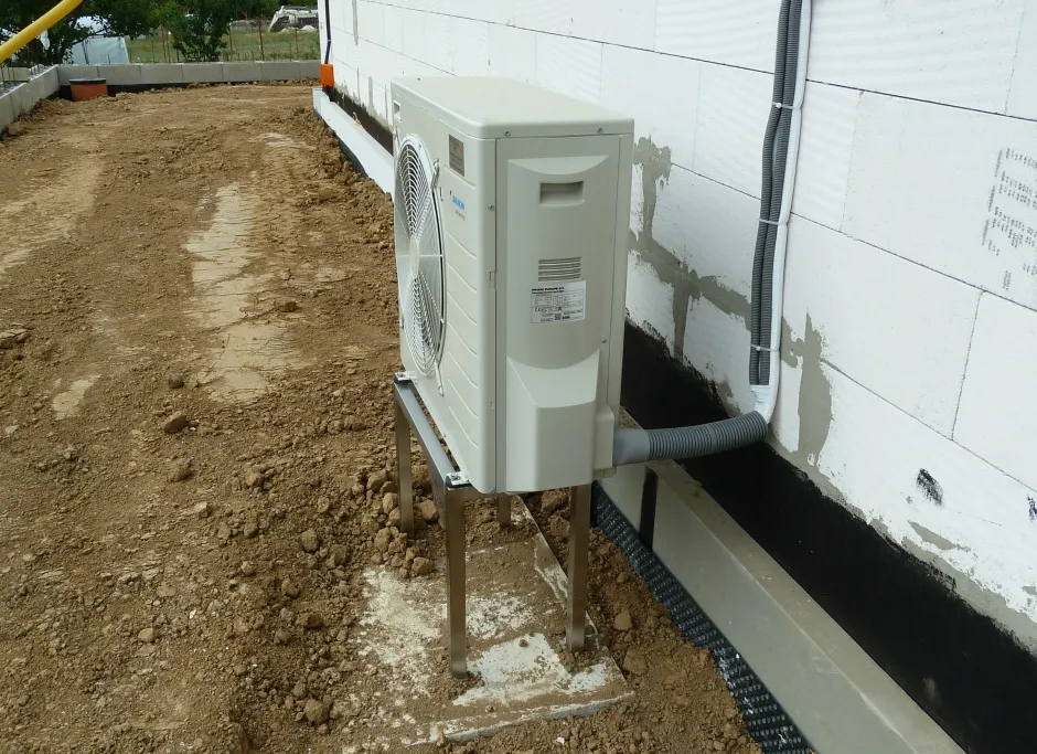 Tepelné čerpadlo vzduch voda Daikin Altherma LT 8kW s chladením RD Trenčianske Jastrabie