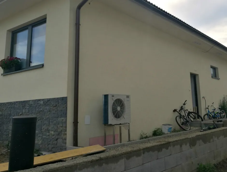 Tepelné čerpadlo vzduch voda Daikin Altherma LT 8kW s chladením rod. dom Banská Bystrica