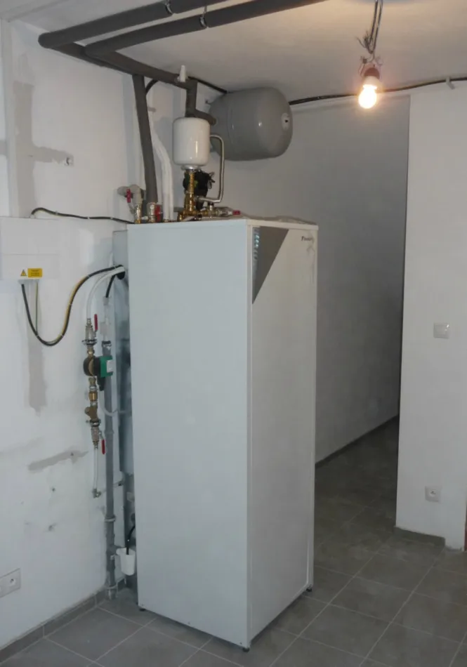 Tepelné čerpadlo vzduch voda Daikin Altherma LT 8kW s chladením rod. dom Banská Bystrica