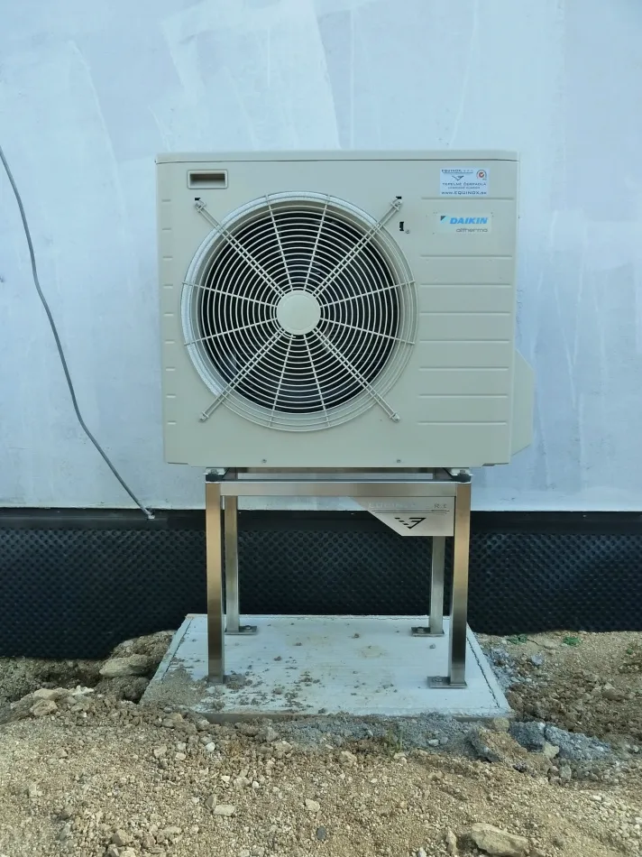Tepelné čerpadlo vzduch voda Daikin Altherma LT 8kW s chladením rod. dom Banská Bystrica