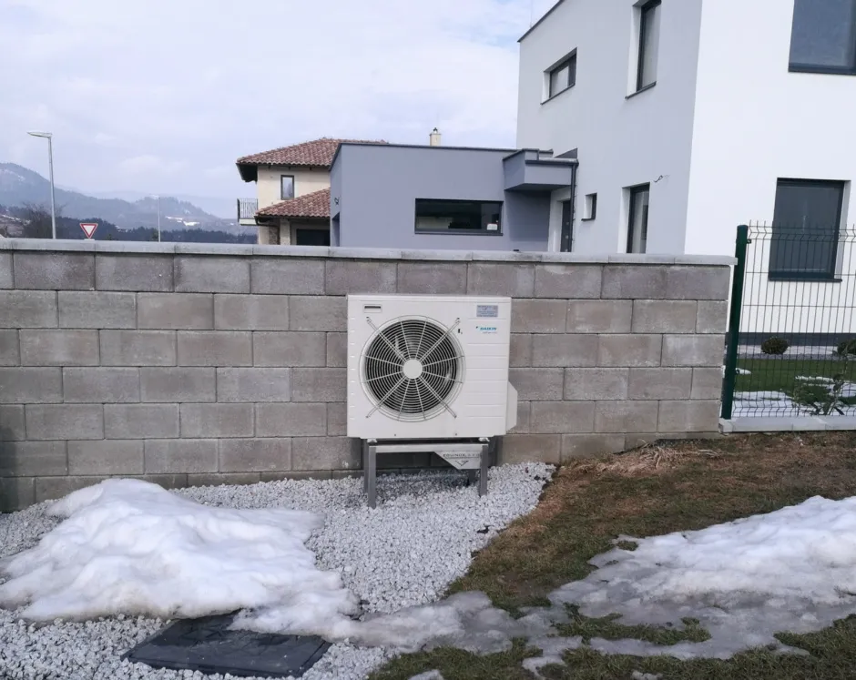 Tepelné čerpadlo vzduch voda Daikin Altherma LT 8kW s chladením rod. dom Banská Bystrica