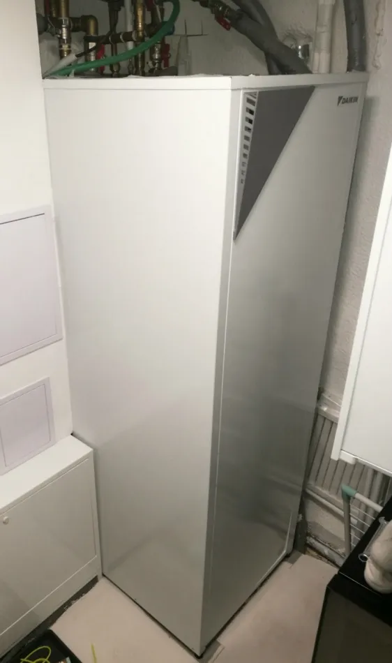 Tepelné čerpadlo vzduch voda Daikin Altherma LT 8kW s chladením rod. dom Banská Bystrica