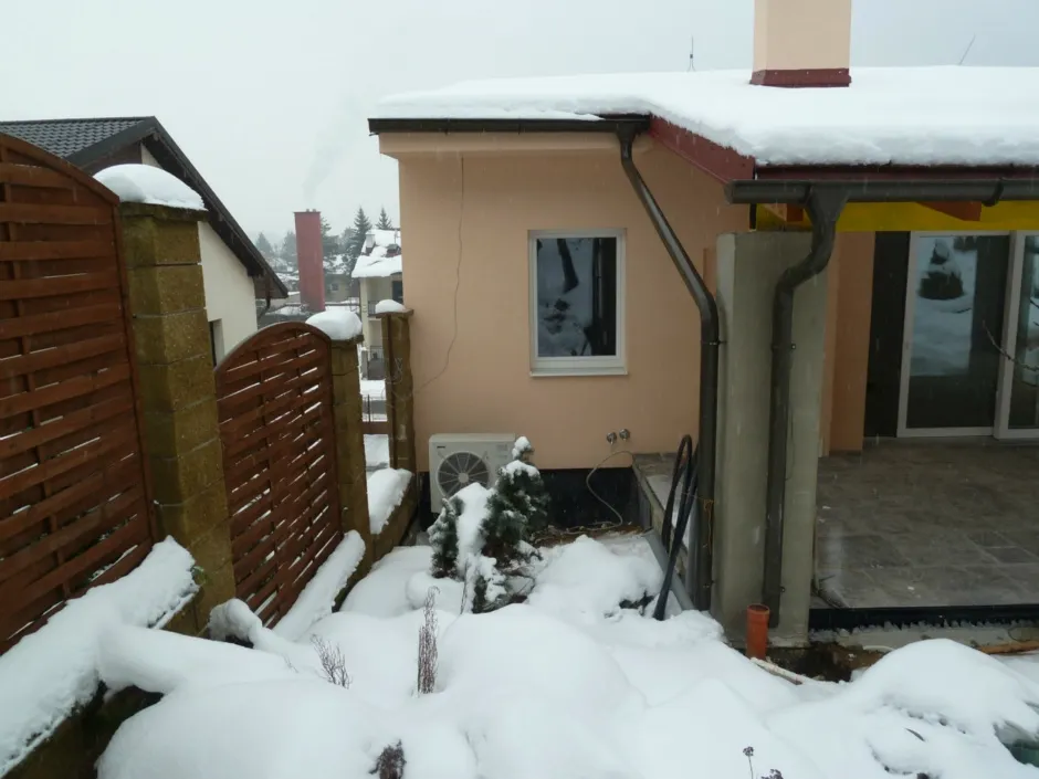 Tepelné čerpadlo vzduch voda Daikin Altherma LT 8kW s chladením rod. dom Banská Bystrica