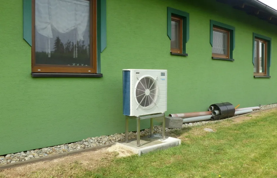 Tepelné čerpadlo vzduch voda Daikin Altherma LT 8kW s chladením rod. dom Ivanka pri Nitre
