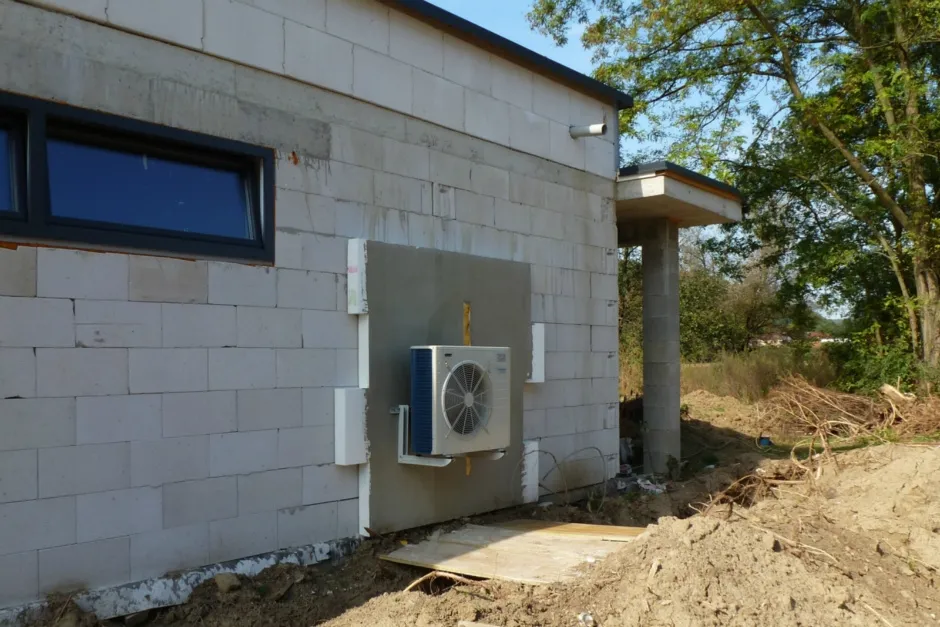 Tepelné čerpadlo vzduch voda Daikin Altherma LT 8kW s chladením rod. dom Skalka nad Váhom