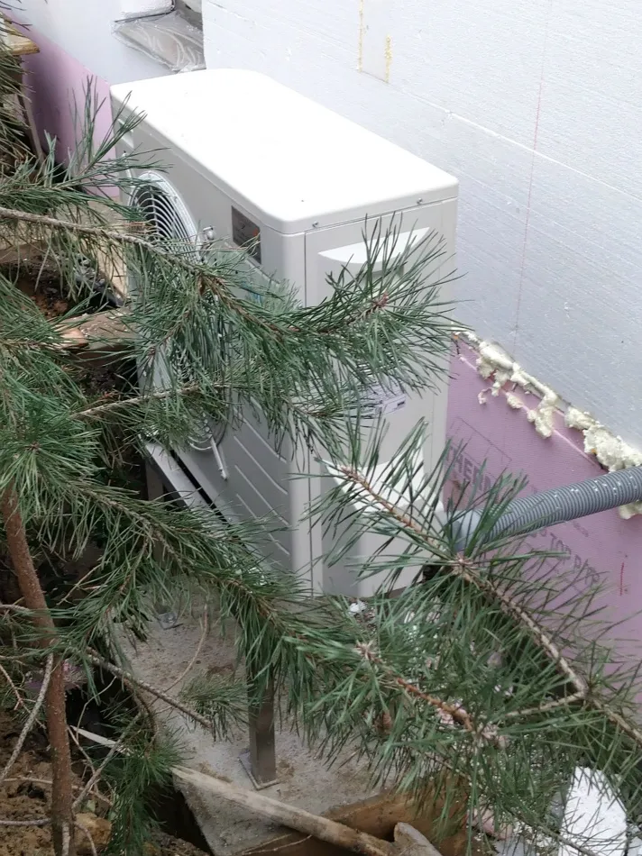 Tepelné čerpadlo vzduch voda Daikin Altherma LT 8kW s chladením rod. dom Záhorská Bystrica