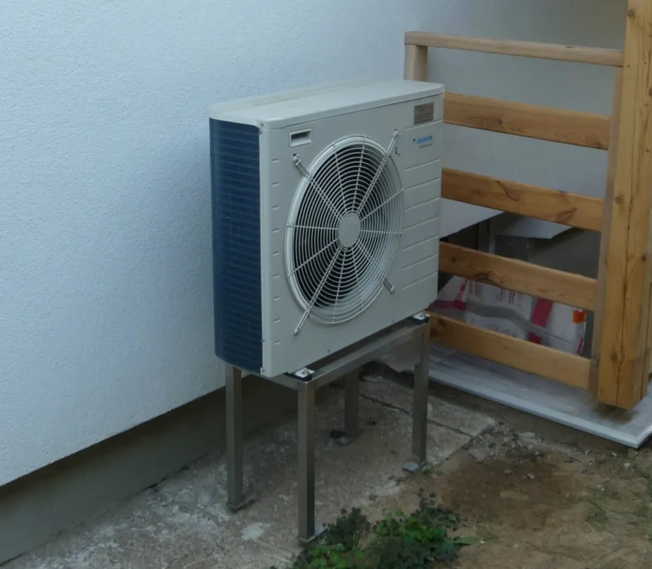 Tepelné čerpadlo vzduch voda Daikin Altherma LT 8kW s chladením rodinný dom Berg