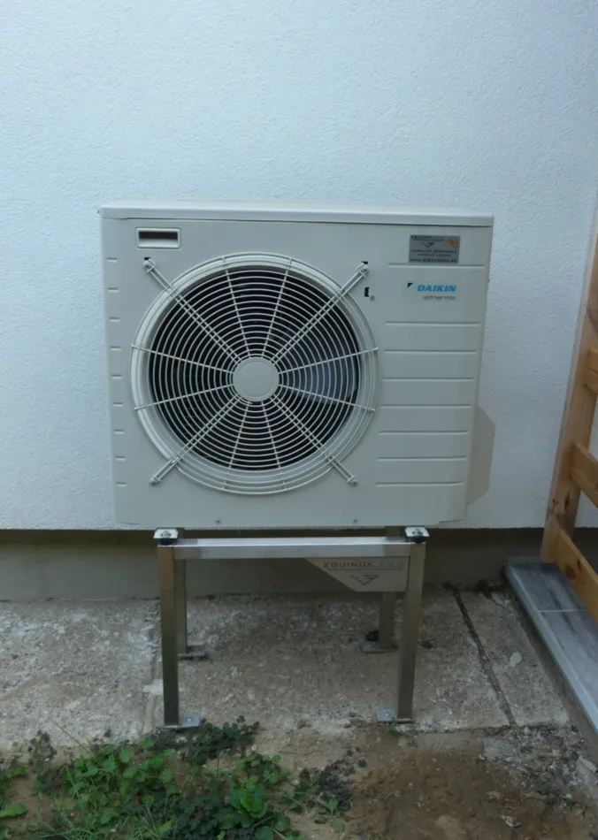 Tepelné čerpadlo vzduch voda Daikin Altherma LT 8kW s chladením rodinný dom Berg