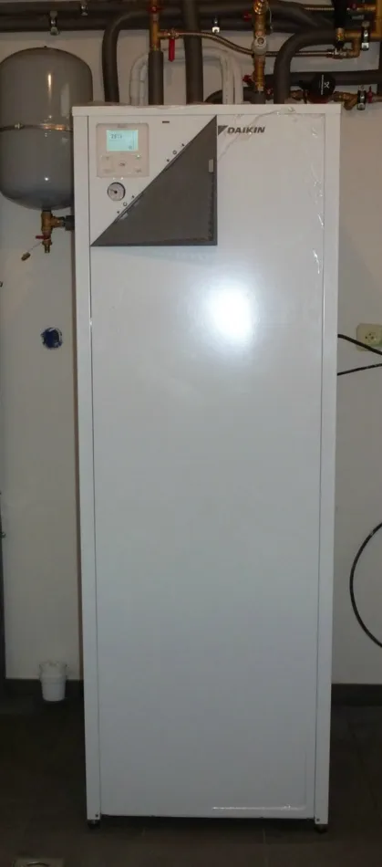 Tepelné čerpadlo vzduch voda Daikin Altherma LT 8kW s chladením rodinný dom Bratislava