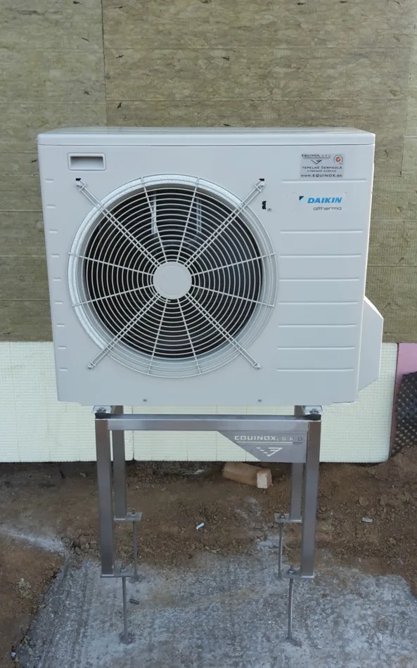 Tepelné čerpadlo vzduch voda Daikin Altherma LT 8kW s chladením rodinný dom Brno