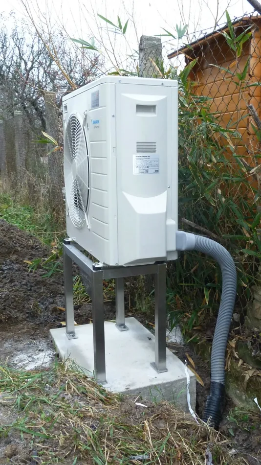 Tepelné čerpadlo vzduch voda Daikin Altherma LT 8kW s chladením rodinný dom Brodzany