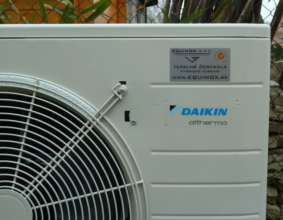 Tepelné čerpadlo vzduch voda Daikin Altherma LT 8kW s chladením rodinný dom Brodzany