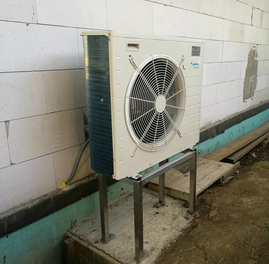 Tepelné čerpadlo vzduch voda Daikin Altherma LT 8kW s chladením rodinný dom Čaňa