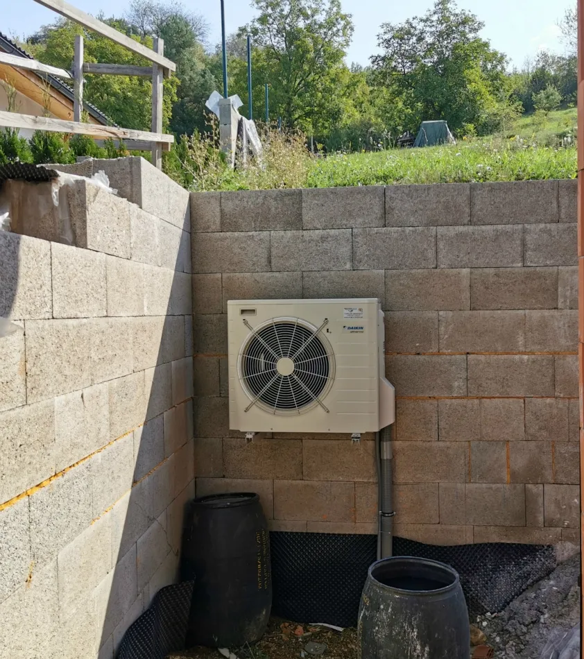 Tepelné čerpadlo vzduch voda Daikin Altherma LT 8kW s chladením rodinný dom Horná Mičiná