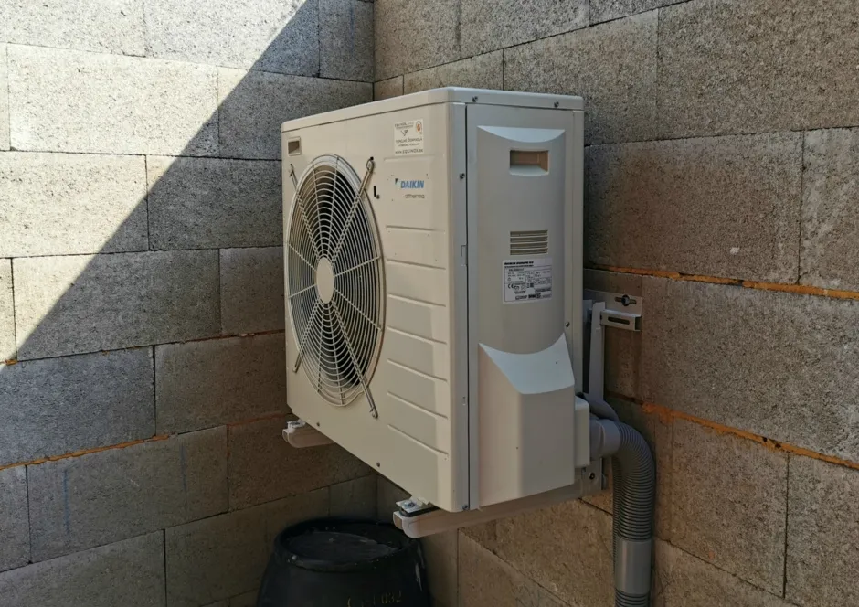 Tepelné čerpadlo vzduch voda Daikin Altherma LT 8kW s chladením rodinný dom Horná Mičiná