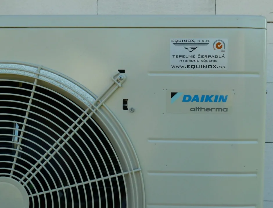 Tepelné čerpadlo vzduch voda Daikin Altherma LT 8kW s chladením rodinný dom Hriňová
