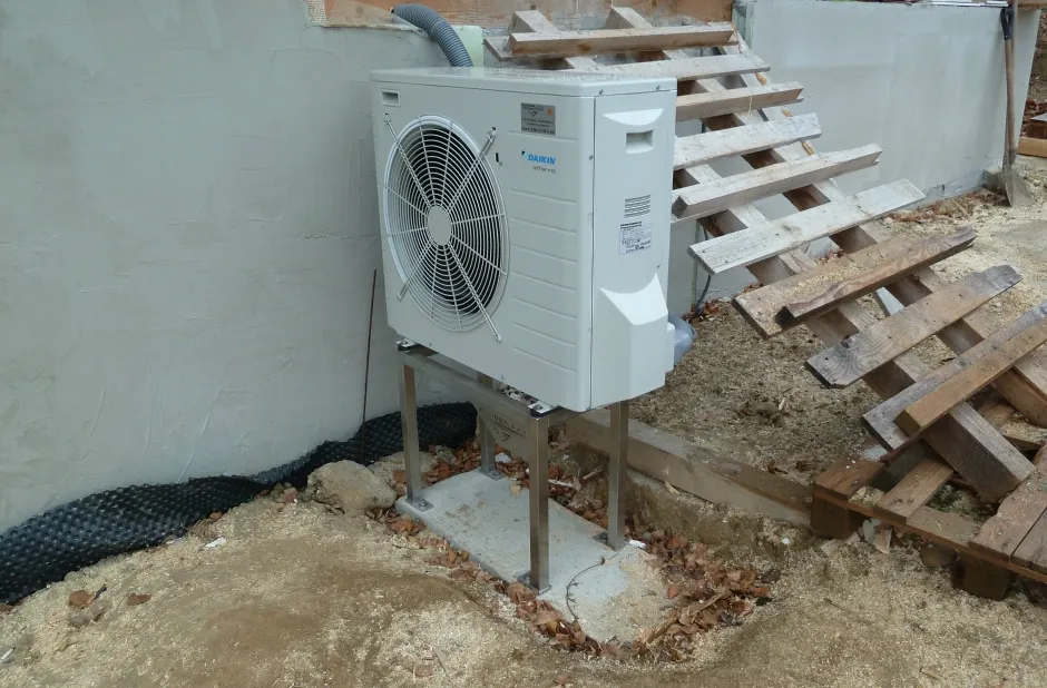 Tepelné čerpadlo vzduch voda Daikin Altherma LT 8kW s chladením rodinný dom Hriňová