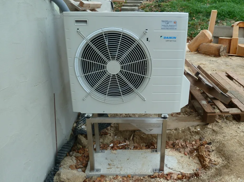 Tepelné čerpadlo vzduch voda Daikin Altherma LT 8kW s chladením rodinný dom Hriňová